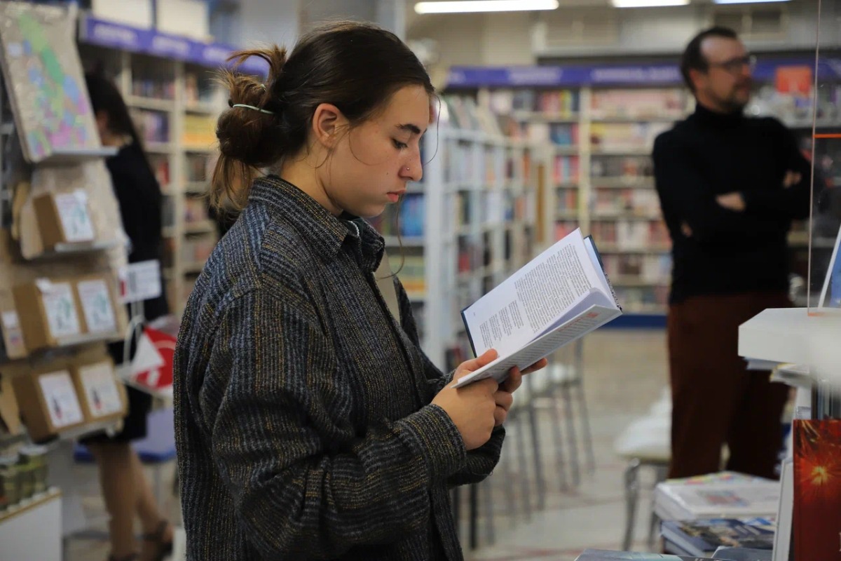 «Читай‑город» назвал 100 самых популярных книг 2025 года